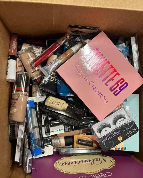 Wholesale Mixed Cosmetic Pallet – 800 to 1000 Assorted Beauty Items - Image 5