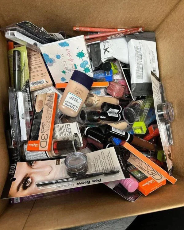 Wholesale Mixed Cosmetic Pallet – 800 to 1000 Assorted Beauty Items - Image 2