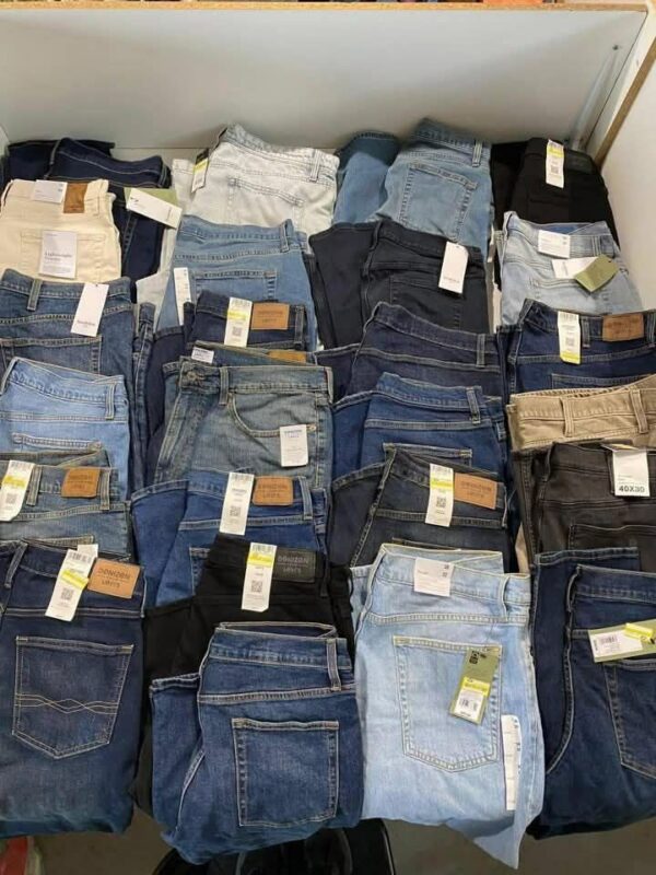 Wholesale Mixed Brand Jeans Pallet – 300 Pairs of Men’s & Women’s Denim - Image 8