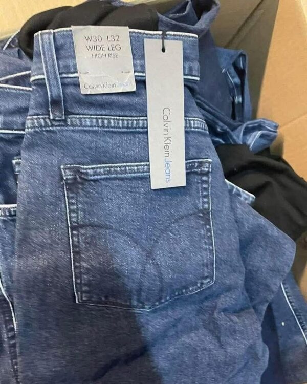 Wholesale Mixed Brand Jeans Pallet – 300 Pairs of Men’s & Women’s Denim - Image 3